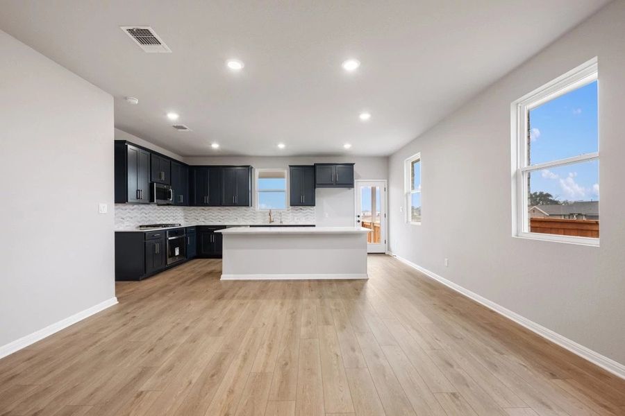 Furnished interior view inside a new home in Berry Creek Highlands, Georgetown (Image 5).