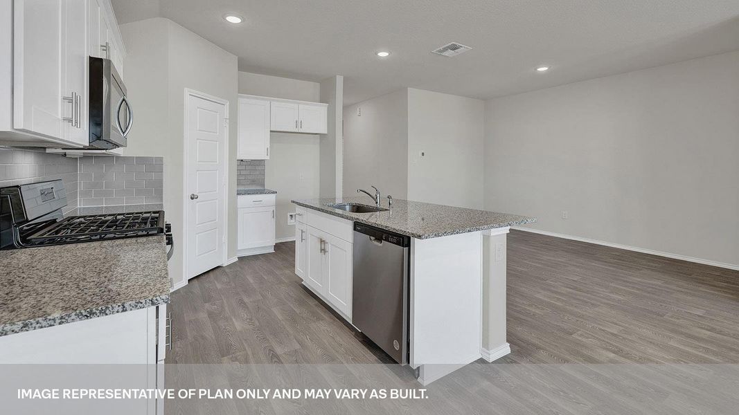 Furnished interior view inside a new home in Paramount, Kyle (Image 8).