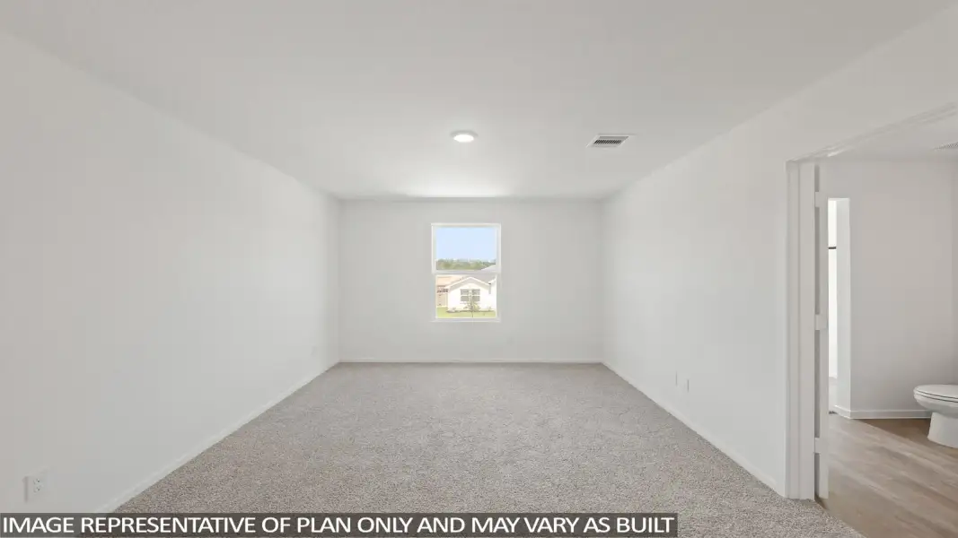 Spacious, unfurnished interior of a new home in Lexington Heights, Willis (Image 22).