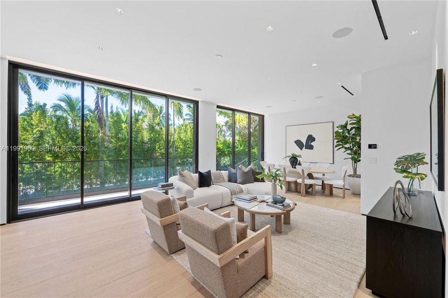 Community amenities in , Miami Beach (Image 47).