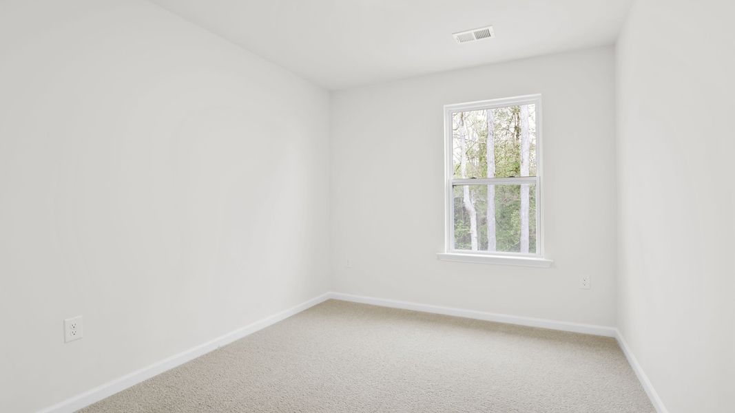 Spacious, unfurnished interior of a new home in Chestnut Ridge Townhomes, Greenville (Image 24).