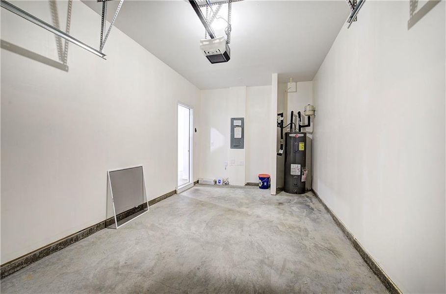 Spacious, unfurnished interior of a new home in , Cartersville (Image 16). Spacious, unfurnished interior of a new home in , Cartersville (Image 16).
