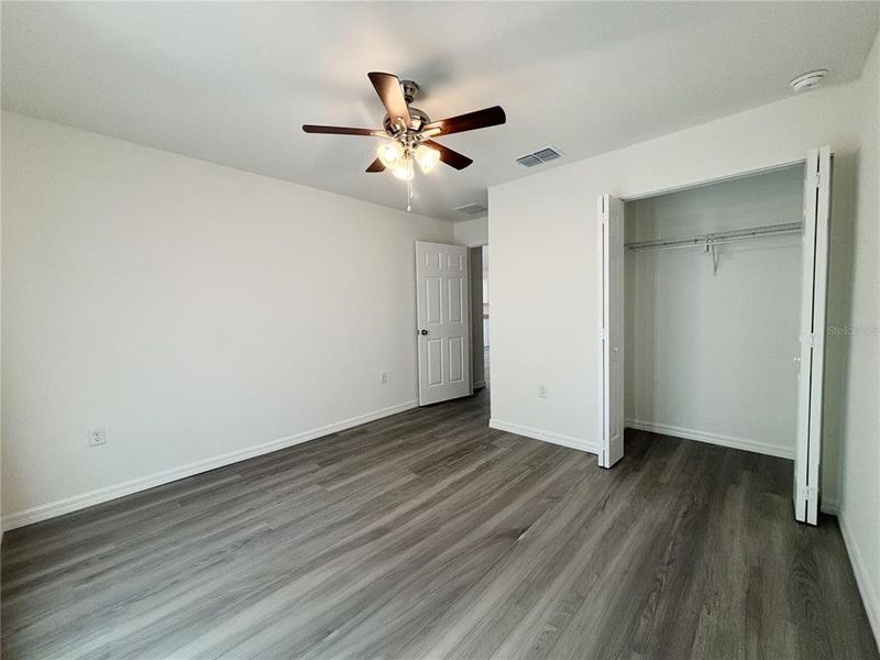 Spacious, unfurnished interior of a new home in , Dunnellon (Image 26).