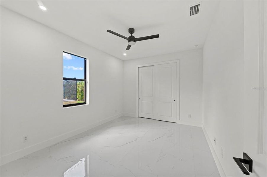 Spacious, unfurnished interior of a new home in , Punta Gorda (Image 39). Spacious, unfurnished interior of a new home in , Punta Gorda (Image 39).