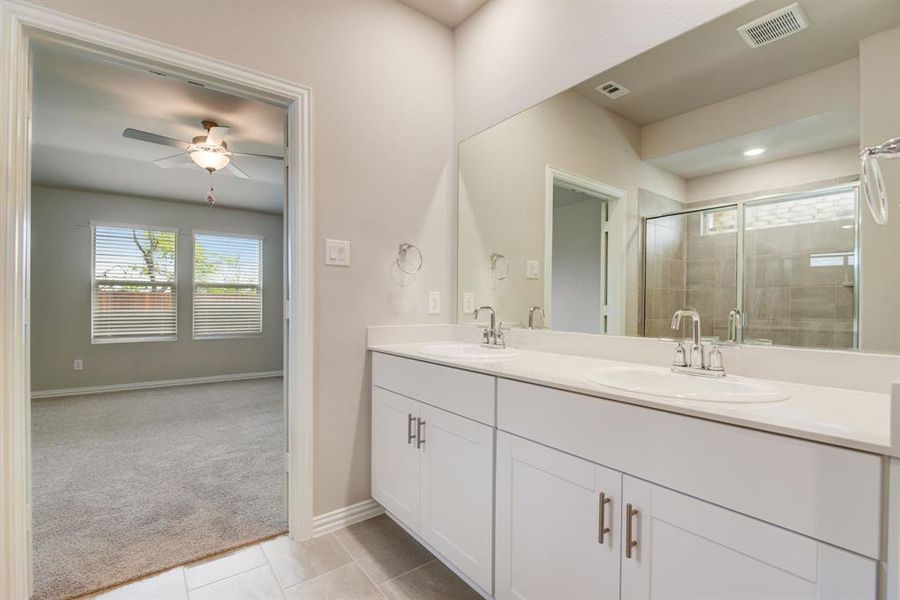 Furnished interior view inside a new home in Stratton Place, Greenville (Image 7).