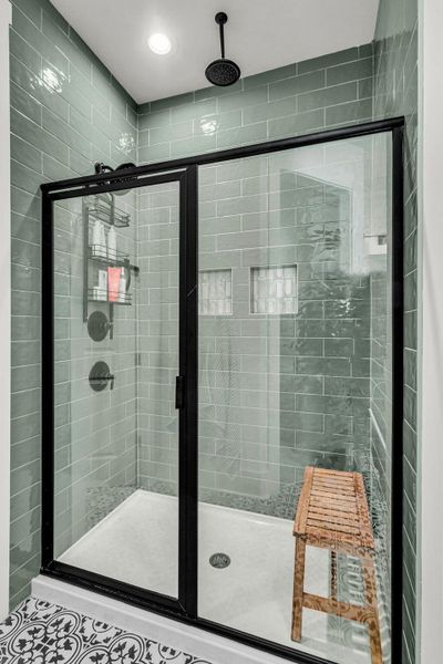 Close-up of interior finishes inside a home in , Ravenel (Image 21).