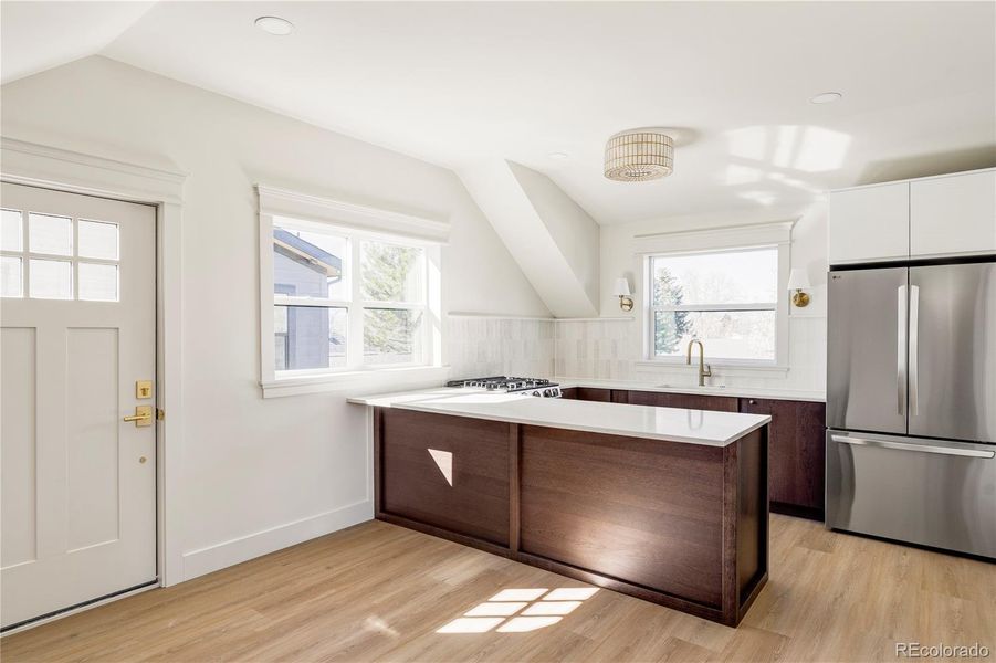 Detached ADU with full kitchen and private living space