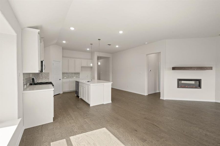 10809 Rothland- Dining-2 10809 Rothland- Dining-2