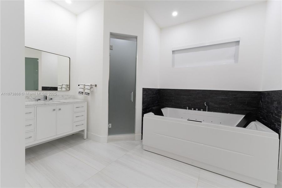 Furnished interior view inside a new home in , Homestead (Image 10).