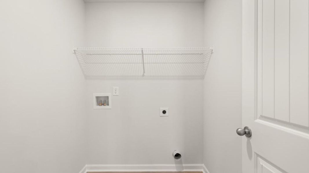 Spacious, unfurnished interior of a new home in Northwoods at Mirror Lake, Villa Rica (Image 23).