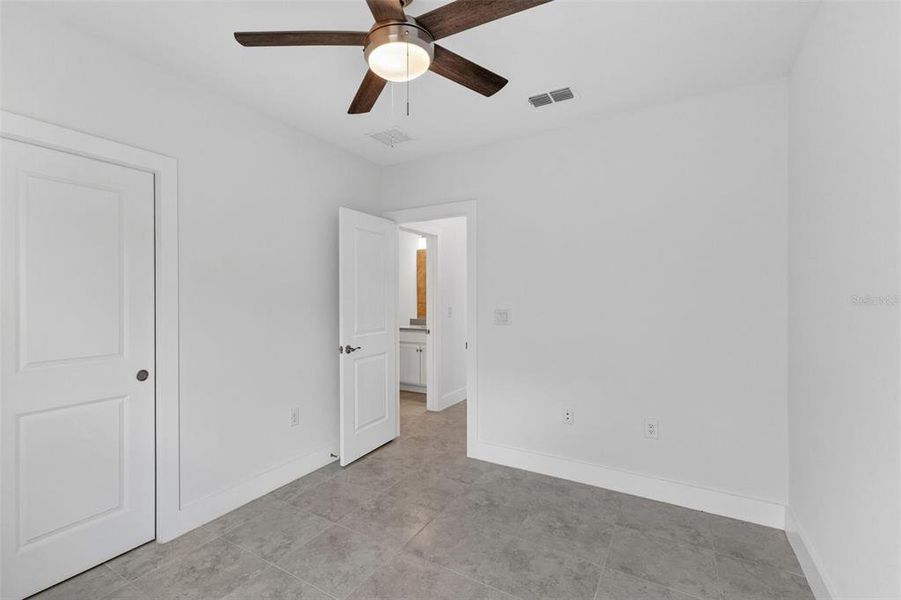 Spacious, unfurnished interior of a new home in , Port Charlotte (Image 34).