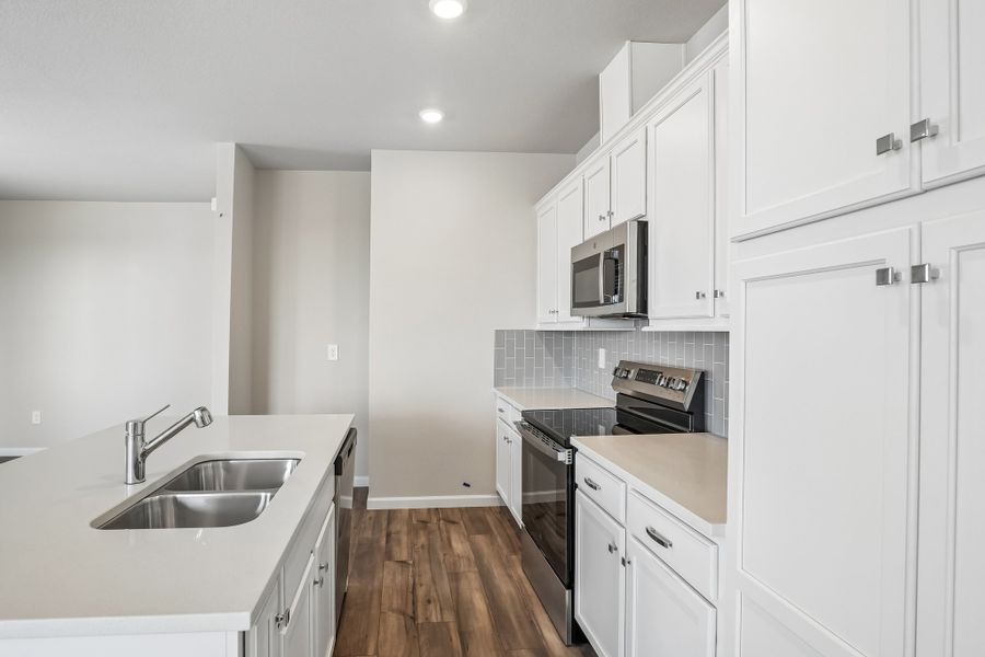 Furnished interior view inside a new home in Pintail Commons at Johnstown Village, Johnstown (Image 6).