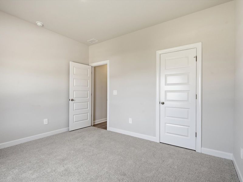 Spacious, unfurnished interior of a new home in Vickery Station, Woodruff (Image 14). Spacious, unfurnished interior of a new home in Vickery Station, Woodruff (Image 14).