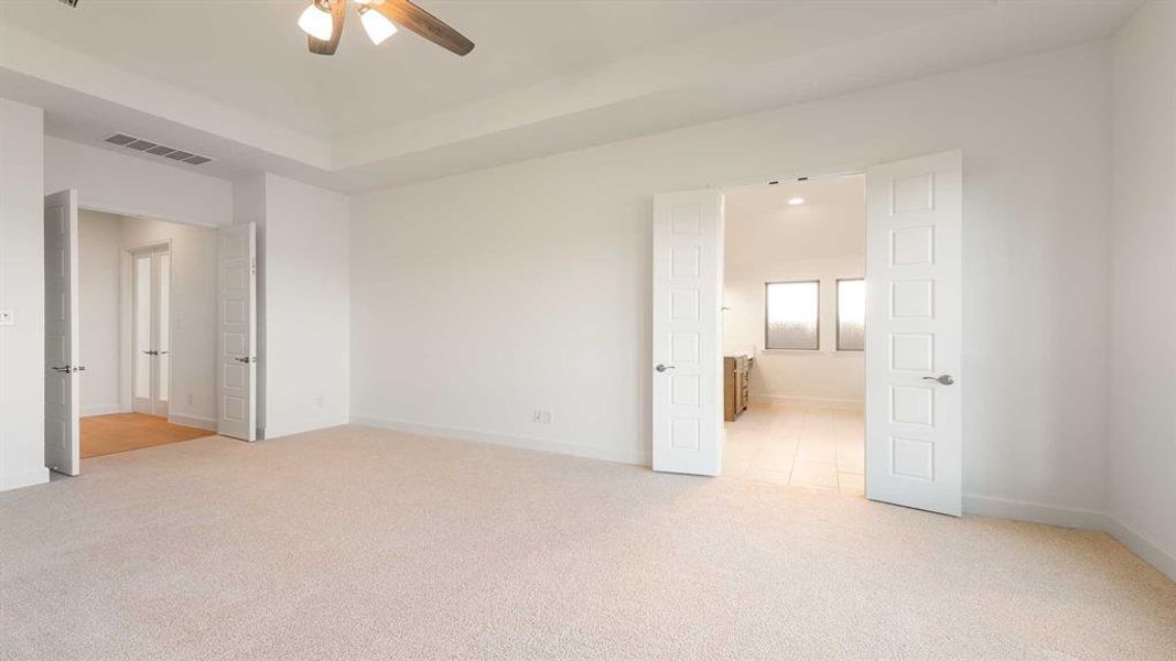 Spacious, unfurnished interior of a new home in Terraces 72', Rockwall (Image 17). Spacious, unfurnished interior of a new home in Terraces 72', Rockwall (Image 17).