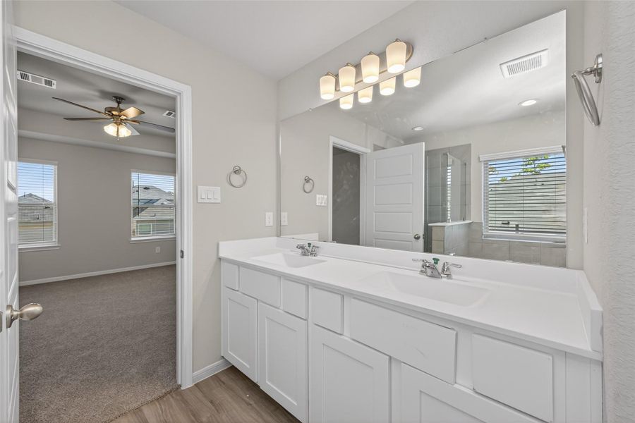 Furnished interior view inside a new home in Woodland Lakes, Huffman (Image 15). Furnished interior view inside a new home in Woodland Lakes, Huffman (Image 15).