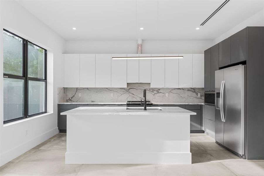 Furnished interior view inside a new home in , Fort Lauderdale (Image 3). Furnished interior view inside a new home in , Fort Lauderdale (Image 3).