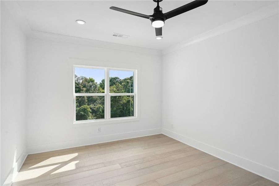 Spacious, unfurnished interior of a new home in , Braselton (Image 17). Spacious, unfurnished interior of a new home in , Braselton (Image 17).