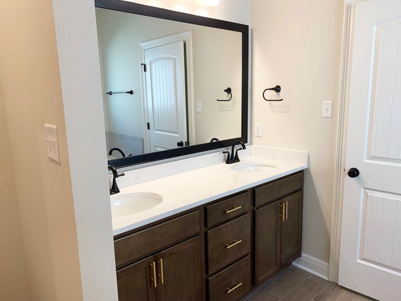 Furnished interior view inside a new home in Sentinel Ridge, Pace (Image 7).