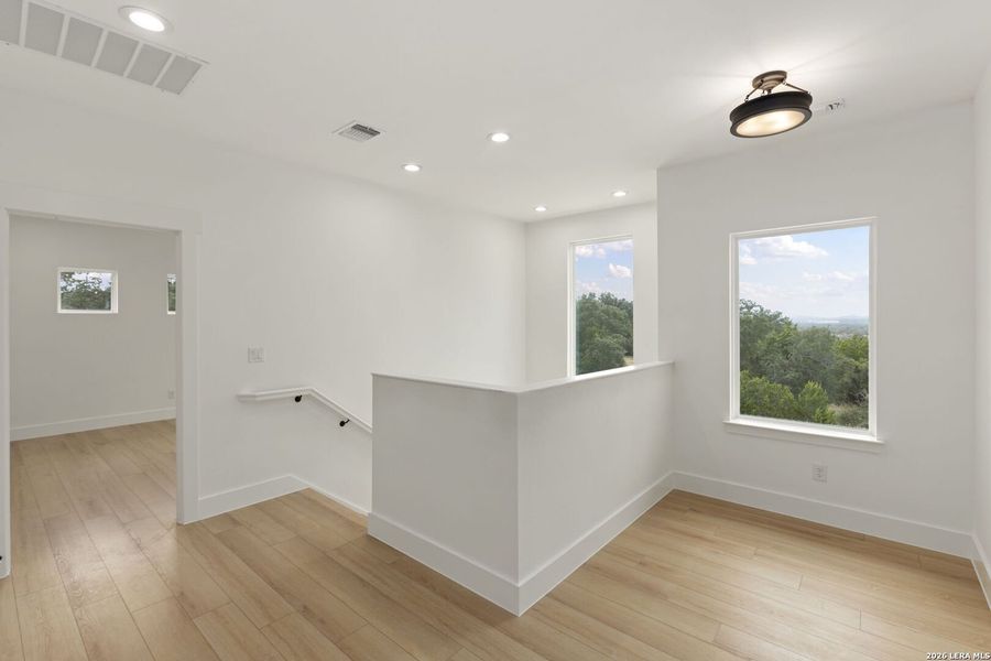 Spacious, unfurnished interior of a new home in , Boerne (Image 21).