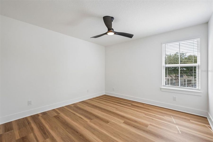 Spacious, unfurnished interior of a new home in , Orlando (Image 11).