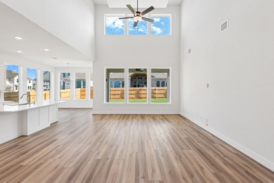 Spacious, unfurnished interior of a new home in Blackhawk, Pflugerville (Image 25).