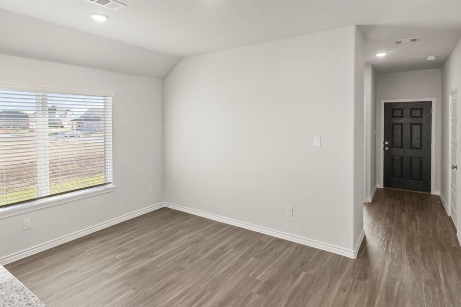 Spacious, unfurnished interior of a new home in Retreat at Fossil Creek, Fort Worth (Image 14).