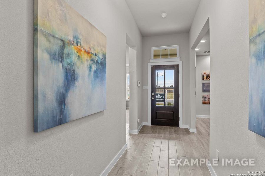 Spacious, unfurnished interior of a new home in Hannah Heights, Seguin (Image 20).
