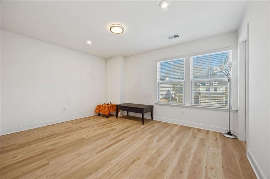 Spacious, unfurnished interior of a new home in , Cumming (Image 19).