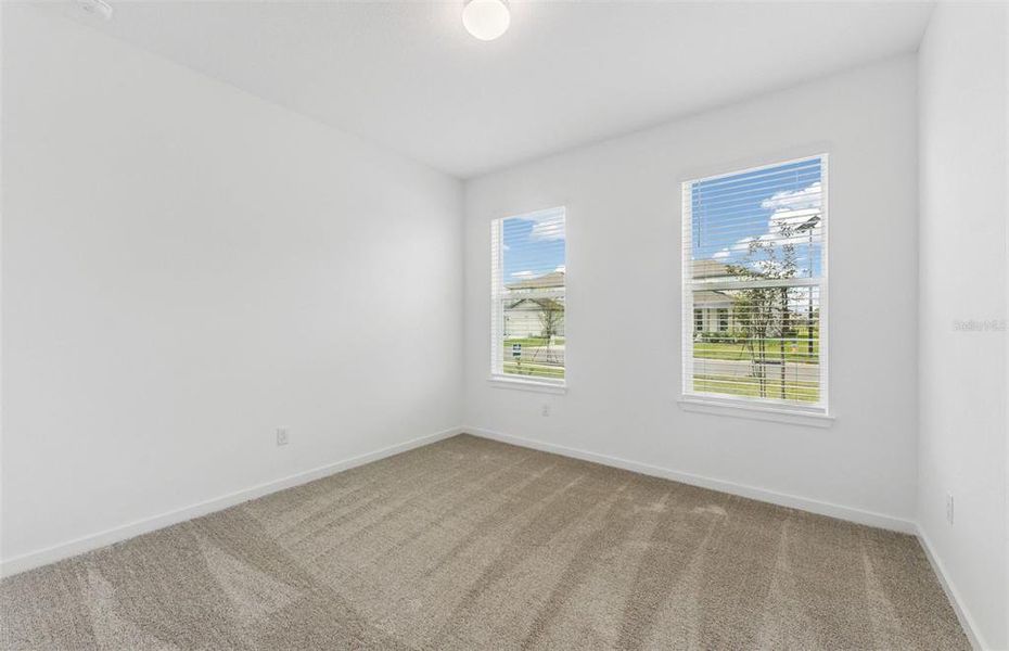 Spacious, unfurnished interior of a new home in Riverwood, Zephyrhills (Image 14).