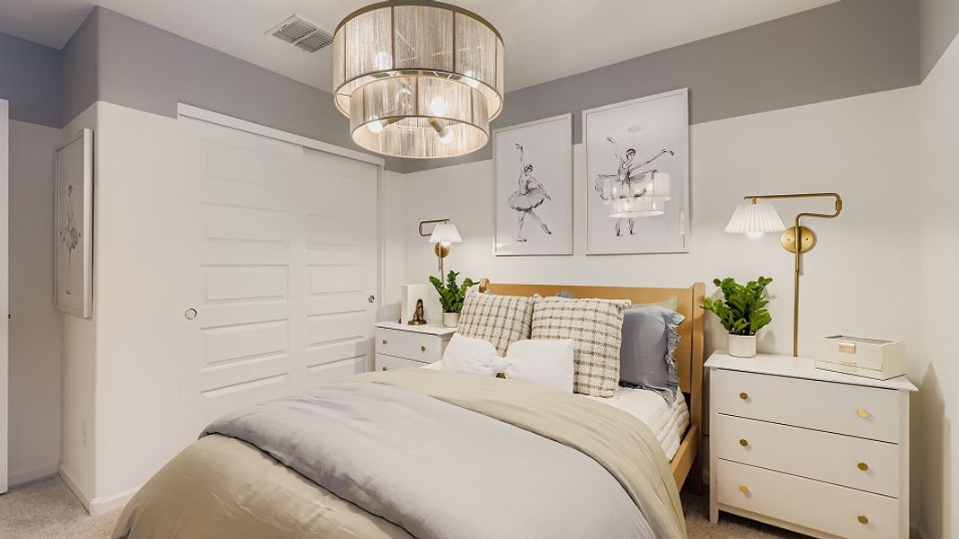 2570 Aster Bed2 2of2 F1 2570 Aster Bed2 2of2 F1