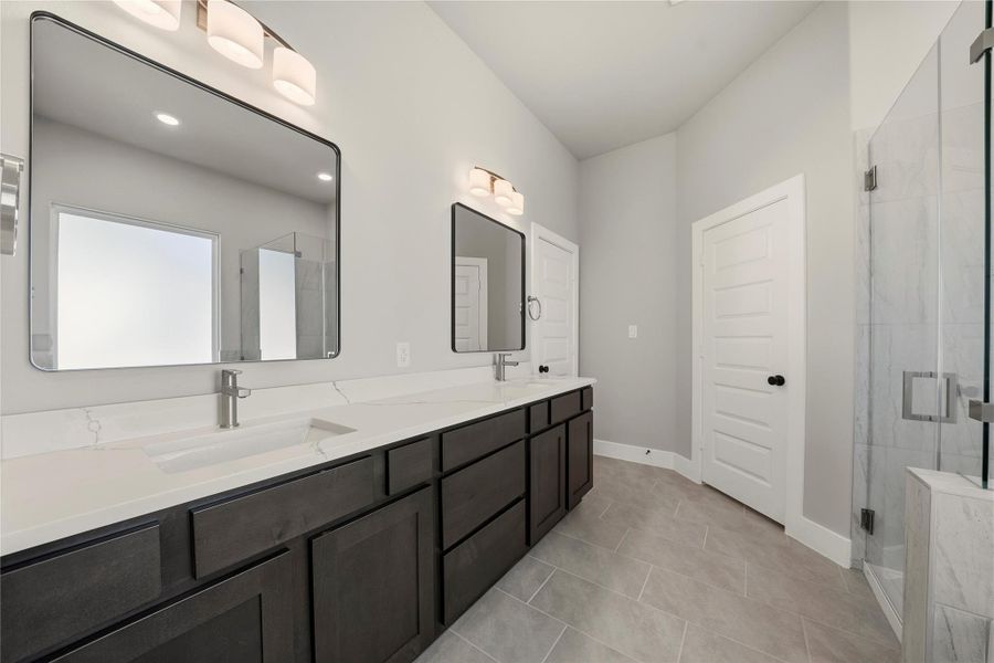 Furnished interior view inside a new home in , Wimberley (Image 9).