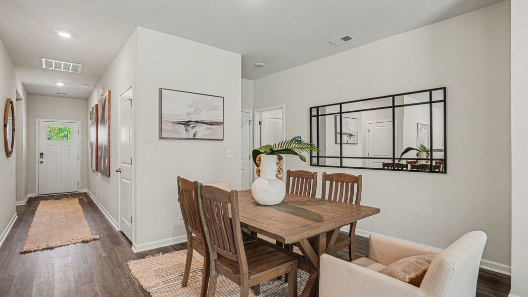 Furnished interior view inside a new home in Winfield Farms, Myrtle Beach (Image 5).