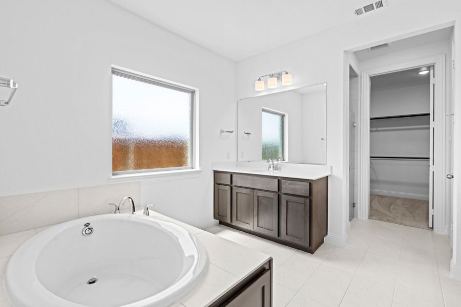 5br New Home in Celina, TX.  - Slide 27