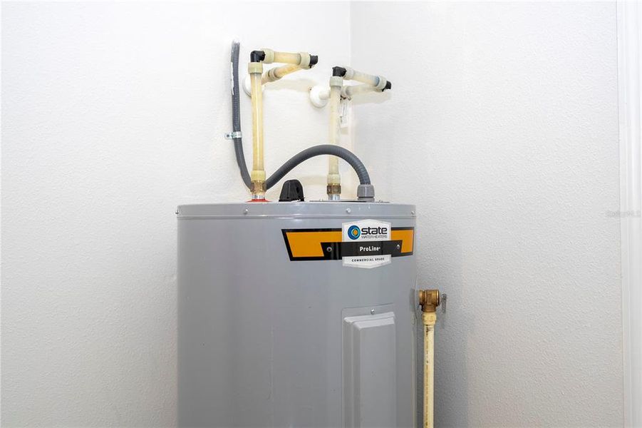 Close-up of interior finishes inside a home in Astonia, Davenport (Image 18).