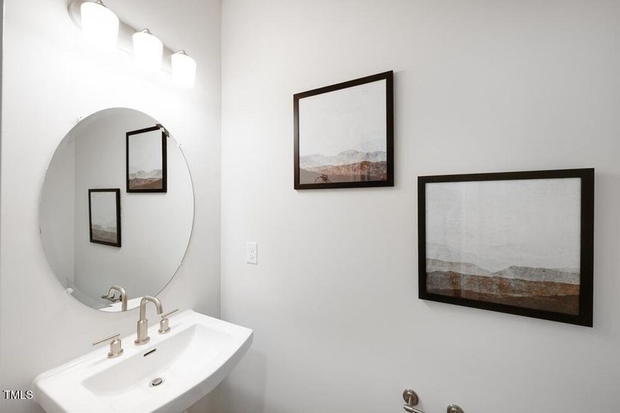 silverstone-charleston-bathroom