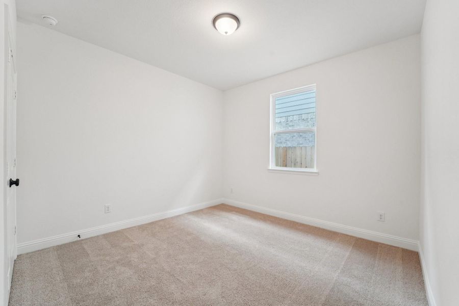 Spacious, unfurnished interior of a new home in Evergreen 40', Conroe (Image 16).