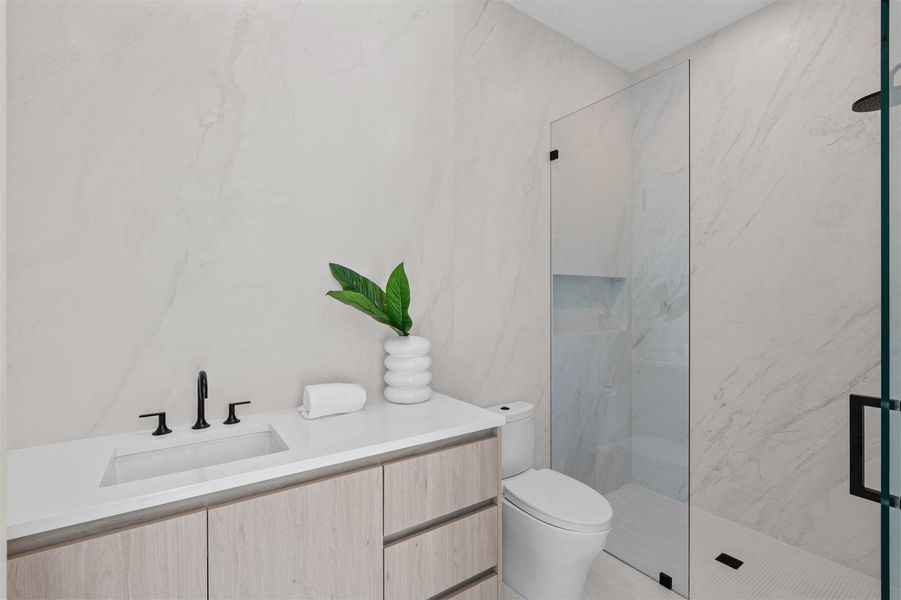 BATHROOM_1_DT BATHROOM_1_DT