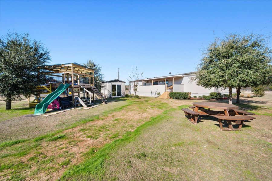 Community amenities in , Purdon (Image 28). Community amenities in , Purdon (Image 28).