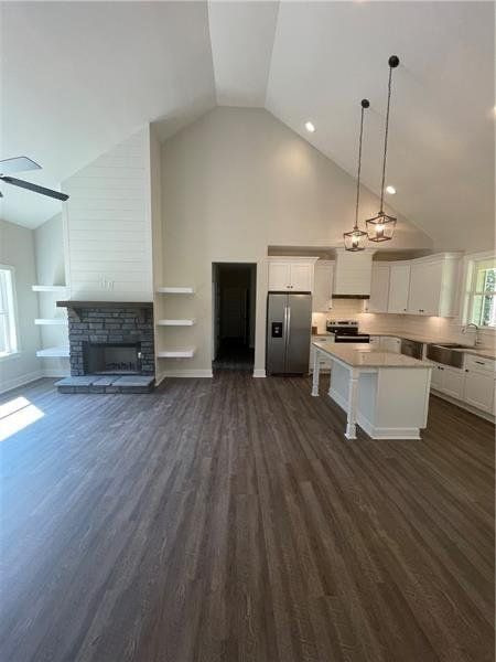 Spacious, unfurnished interior of a new home in , Rockmart (Image 8).