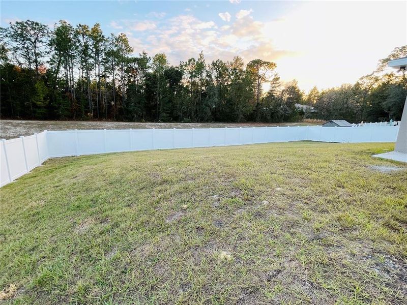 Exterior details and patio area of a home in , Ocala (Image 20).