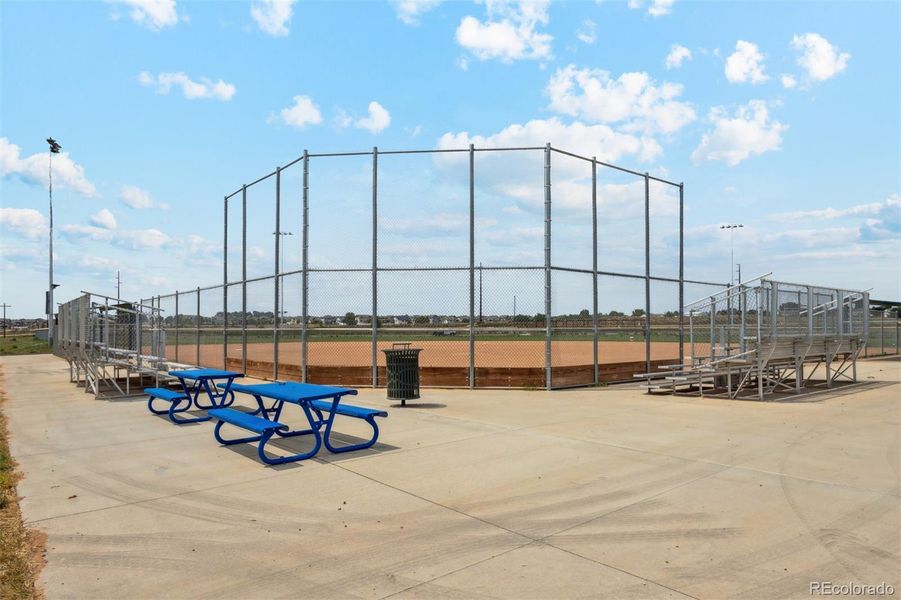 Community amenities in , Severance (Image 24).