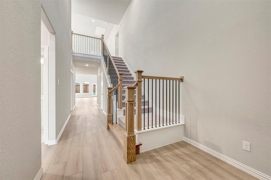 Spacious, unfurnished interior of a new home in Lily Creek at Sutton Fields, Aubrey (Image 41).