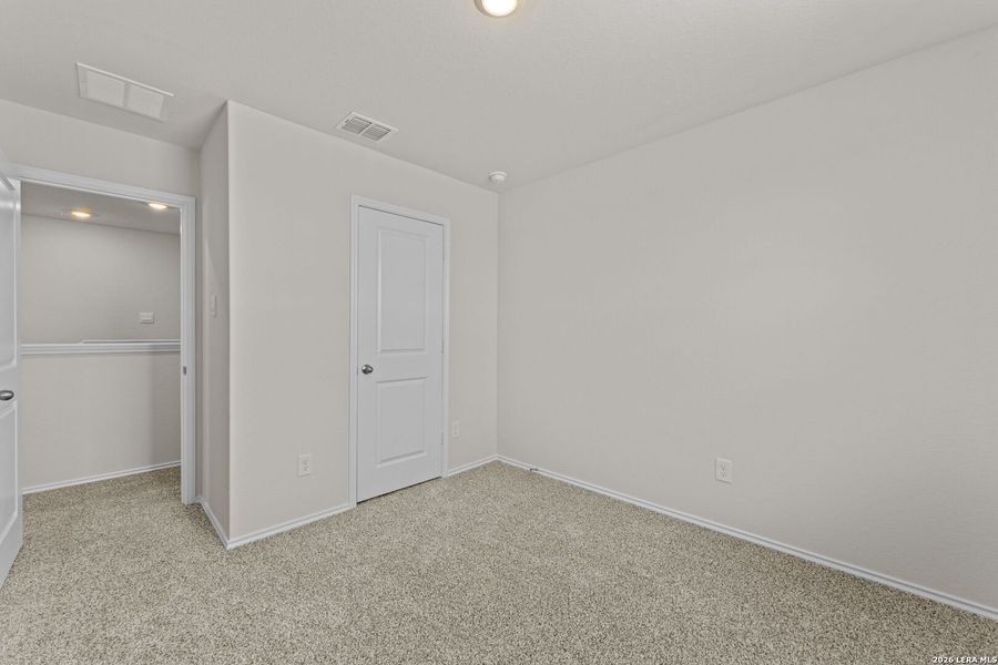 Spacious, unfurnished interior of a new home in Swenson Heights, Seguin (Image 18).
