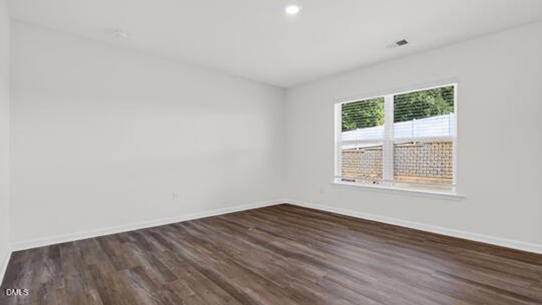 Lawson Glen_Belhaven B_16_Gray_SPEC-019 Lawson Glen_Belhaven B_16_Gray_SPEC-019