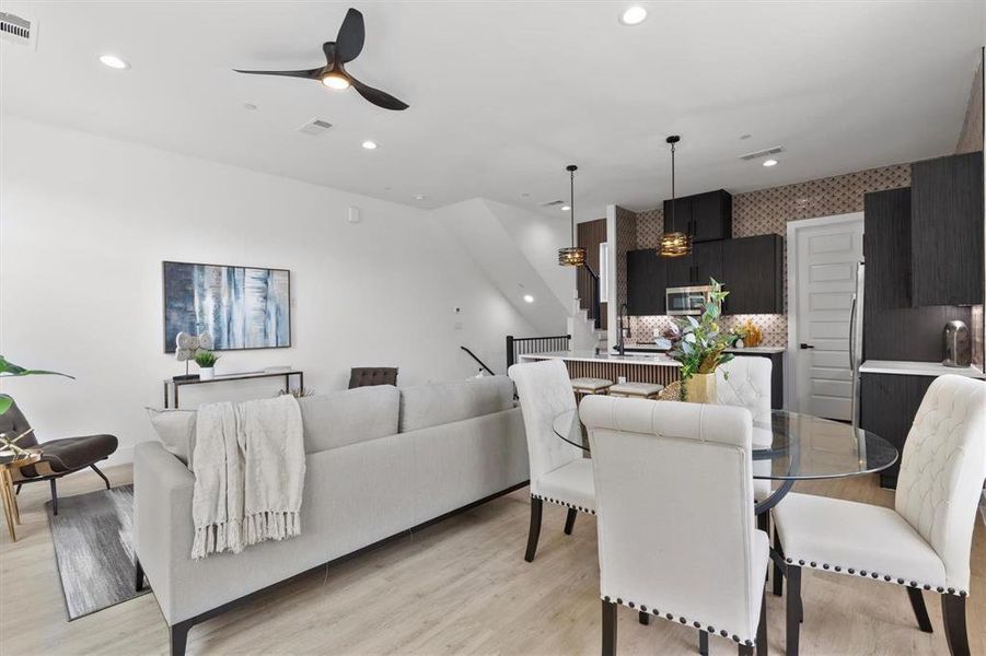 Furnished interior view inside a new home in , Dallas (Image 8).
