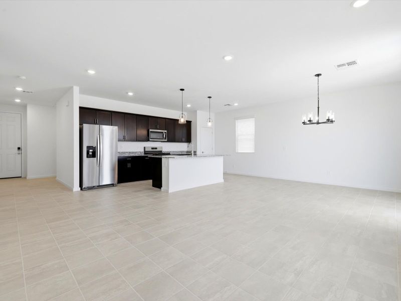 Spacious, unfurnished interior of a new home in Silva Farms - Classic Series, Goodyear (Image 11).