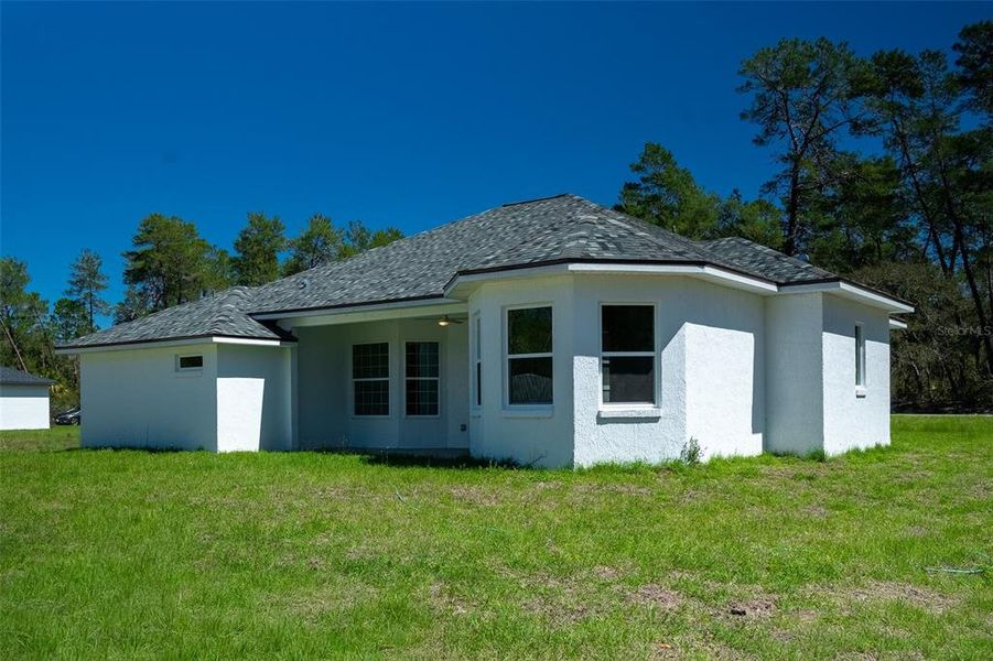 Exterior details and patio area of a home in , Ocala (Image 22).