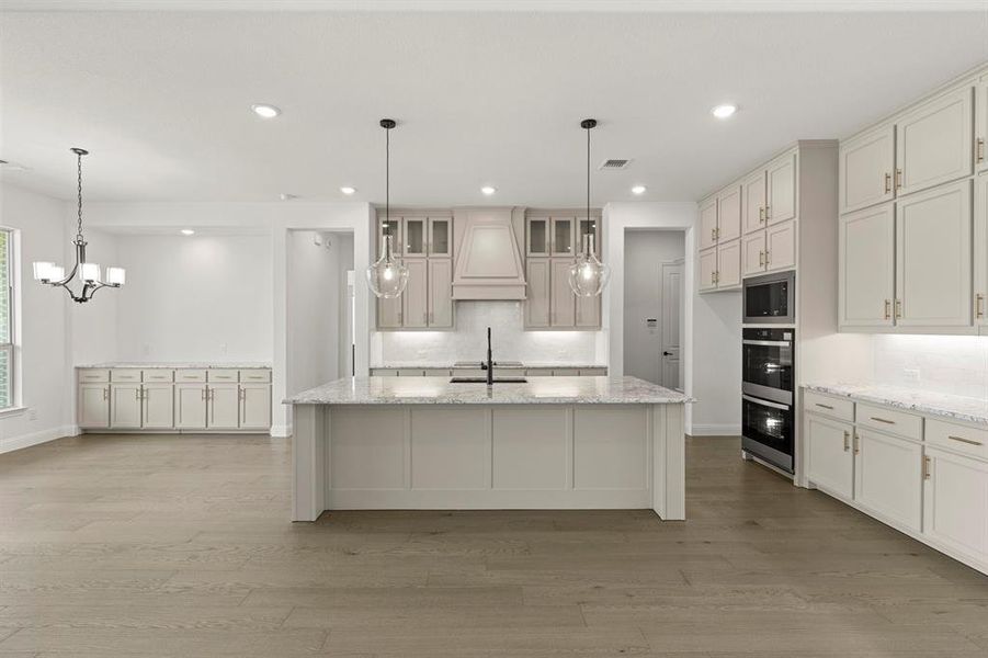 21. 150 Waterview - Kitchen