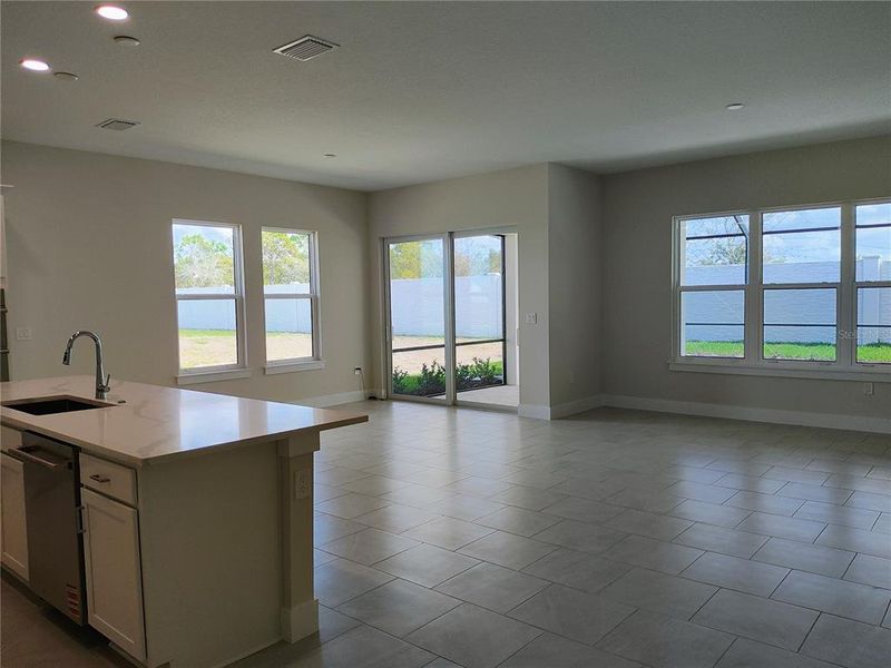 Spacious, unfurnished interior of a new home in Gracewater at Sarasota, Sarasota (Image 7). Spacious, unfurnished interior of a new home in Gracewater at Sarasota, Sarasota (Image 7).