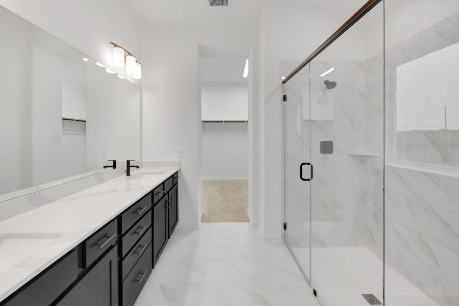 Furnished interior view inside a new home in The Grand Prairie 50’, Hockley (Image 9).